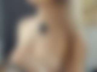 BelleDream's Live Sex Cam Show