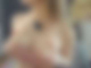 BelleDream's Live Sex Cam Show