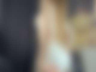 Live cam show with BelleDream - Striptease on Cam Slut