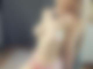 Live cam show with BelleDream - Skinny on Mixed Magazine Live