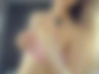 BelleDream's Live Sex Cam Show