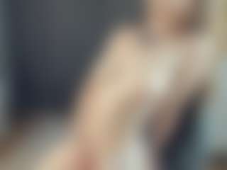 Live cam show with BelleDream - Striptease Teen (18+) on CamClone