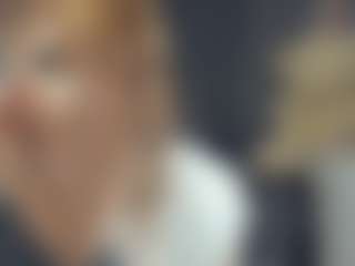 Live cam show with BelleDream - Bedroom on livesuperchat.net