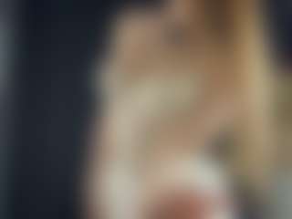 Live cam show with BelleDream - Drinking on wildcum.com