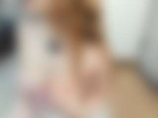 Live cam show with BelleDream - Skinny on Chatstar