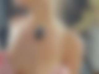 Live cam show with BelleDream - Young Adult on UwU Esports