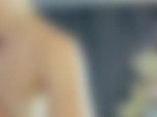 Live cam show with BelleDream - Skinny on Camsoda Late Night