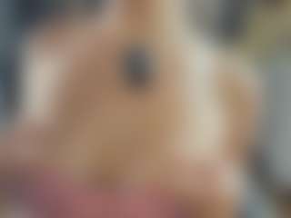 Live cam show with BelleDream - Camel Toe on Camsoda