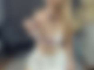 BelleDream's Live Sex Cam Show