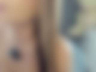 Live cam show with BelleDream - College on madthumbs