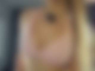 Live cam show with BelleDream - College on Camsoda