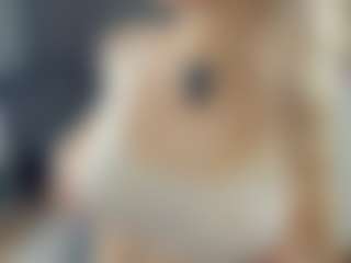 Live cam show with BelleDream - Camel Toe on https://playwithruby.com