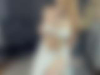 Live cam show with BelleDream - Camel Toe on Hubzter Live