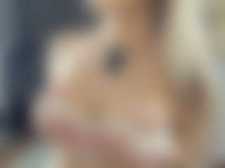 Live cam show with BelleDream - Bedroom on madthumbs