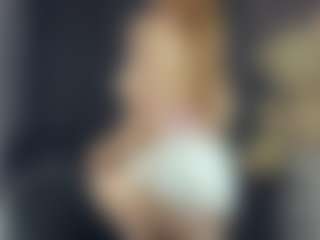 BelleDream's Live Sex Cam Show