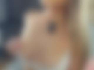 Live cam show with BelleDream - College Big Tits on AdultVida.com