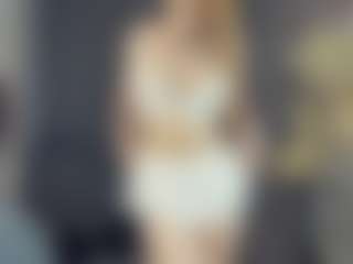 BelleDream's Live Sex Cam Show