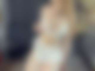 BelleDream's Live Sex Cam Show