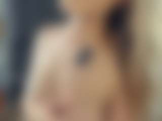 BelleDream's Live Sex Cam Show