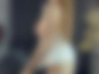 BelleDream's Live Sex Cam Show
