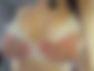 BelleDream's Live Sex Cam Show