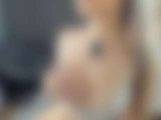 Live cam show with BelleDream - Big Tits on Camsoda