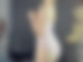 Live cam show with BelleDream - Bedroom on Camsoda