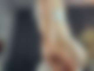 Live cam show with BelleDream - Handjob on camwithhim.com