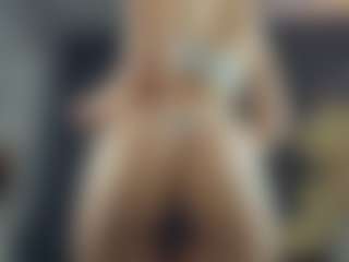 BelleDream's Live Sex Cam Show