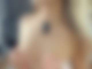 Live cam show with BelleDream - Handjob on Mixed Magazine Live