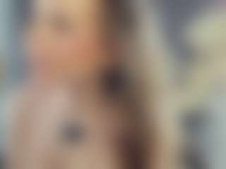 Live cam show with BelleDream - Flashing on Camsoda