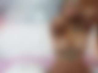 Live cam show with Madisson022 - Cock Rating on AdultVida.com