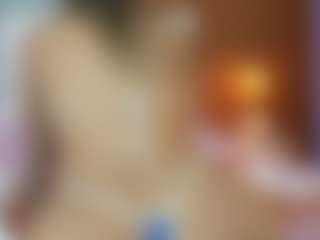 Live cam show with Madisson022 - Athletic on Camsoda