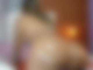 Live cam show with Madisson022 - Average on Camsoda