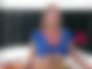 Madisson022's Live Sex Cam Show