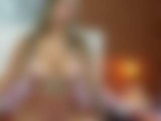 Madisson022's Live Sex Cam Show