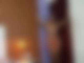 Live cam show with Madisson022 - Strip Mature on chickslive.net
