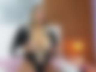 Live cam show with Madisson022 - Blonde Hair Amateur on fapnchat