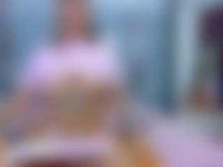 Live cam show with Madisson022 - Young Adult on Camming Site