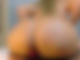 Live cam show with Madisson022 - Strip Mature on Camsoda