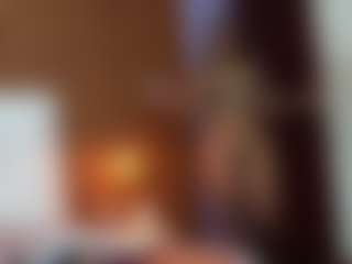 Live cam show with Madisson022 - Slimthick on Soda Cam