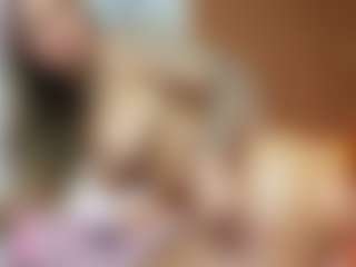 Live cam show with Madisson022 - Blonde Hair Teen (18+) on AdultVida.com
