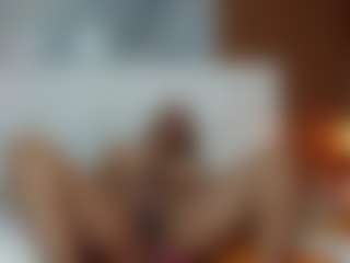 Madisson022's Live Sex Cam Show