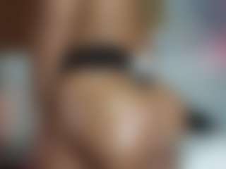 Live cam show with Madisson022 - Thick on https://playwithruby.com