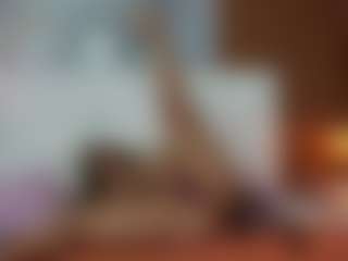 Live cam show with Madisson022 - White Blonde Hair on crypto-cams | colombia