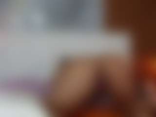 Madisson022's Live Sex Cam Show