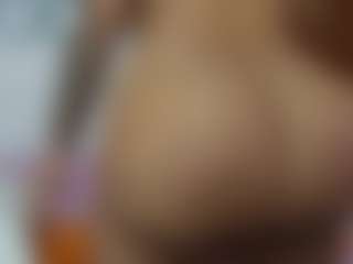 Live cam show with Madisson022 - White Blonde Hair on CamClone | colombia
