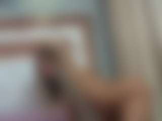 Live cam show with Madisson022 - Cum on Camsoda