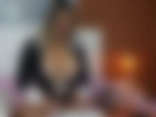 Live cam show with Madisson022 - Spank on liverealitysex.com