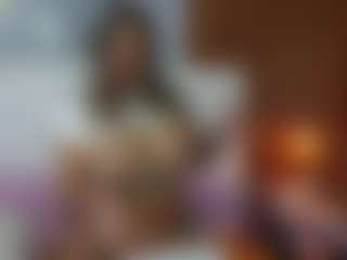 Live cam show with Madisson022 - Erotic Dance on TeamSkeetLive